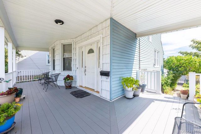 21 Mount Joy Place, New Rochelle, NY 10801