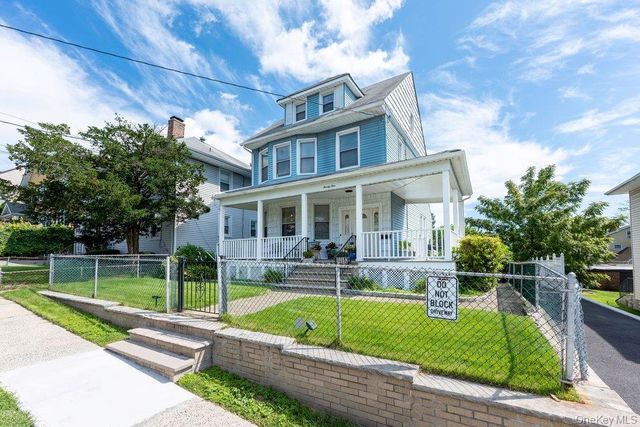 21 Mount Joy Place, New Rochelle, NY 10801