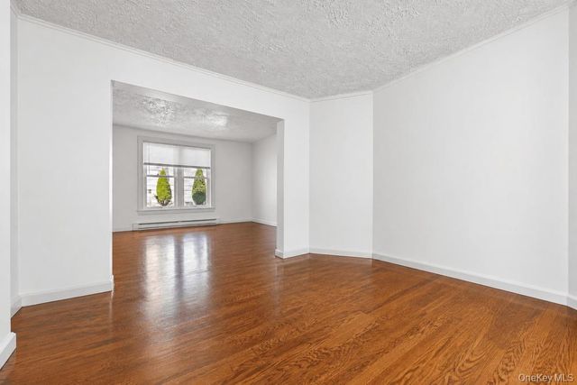 21 Mount Joy Place, New Rochelle, NY 10801