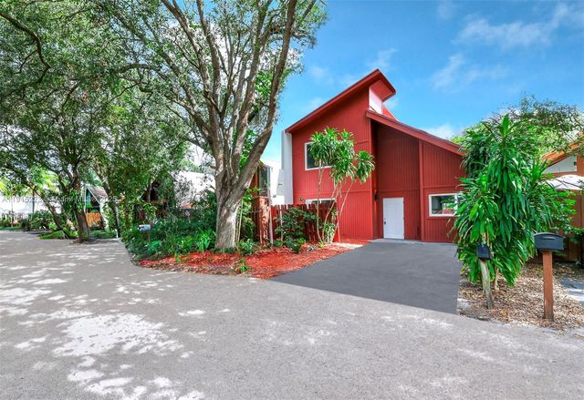 6884 NW 30th Ave, Fort Lauderdale, FL 33309