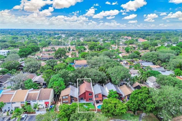 6884 NW 30th Ave, Fort Lauderdale, FL 33309