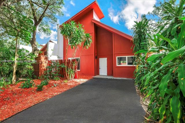 6884 NW 30th Ave, Fort Lauderdale, FL 33309