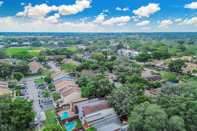 6884 NW 30th Ave, Fort Lauderdale, FL 33309