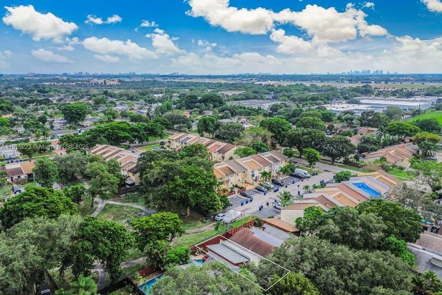 6884 NW 30th Ave, Fort Lauderdale, FL 33309