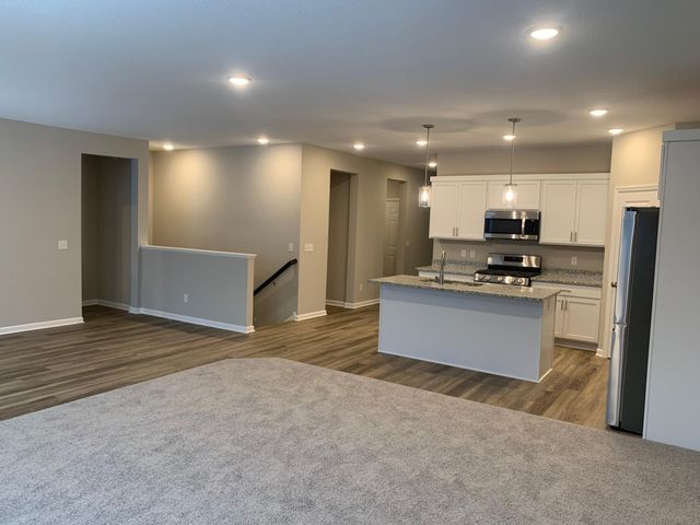 1550 100th Avenue NW, Coon Rapids, MN 55433