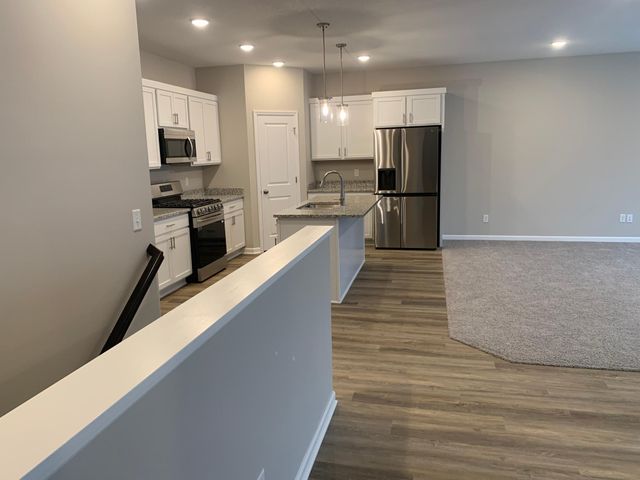 1550 100th Avenue NW, Coon Rapids, MN 55433