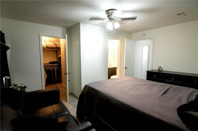 3805 Laurel Avenue, Kansas City, MO 64133