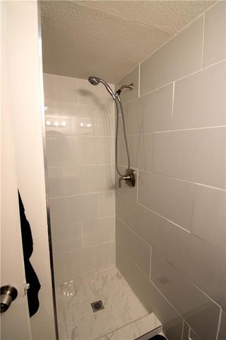 3805 Laurel Avenue, Kansas City, MO 64133