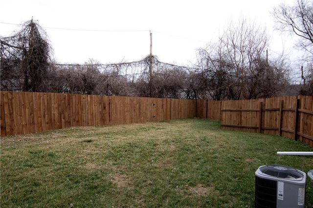 3805 Laurel Avenue, Kansas City, MO 64133