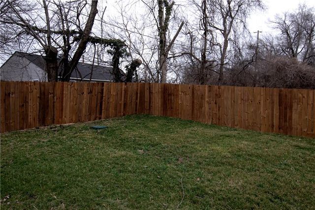 3805 Laurel Avenue, Kansas City, MO 64133