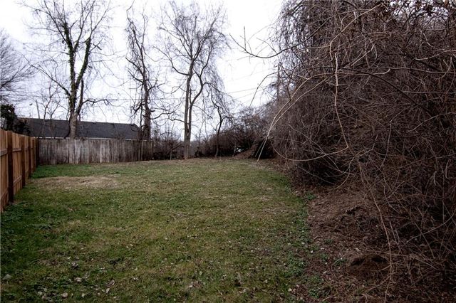 3805 Laurel Avenue, Kansas City, MO 64133