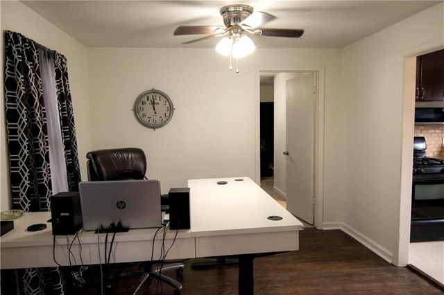 3805 Laurel Avenue, Kansas City, MO 64133