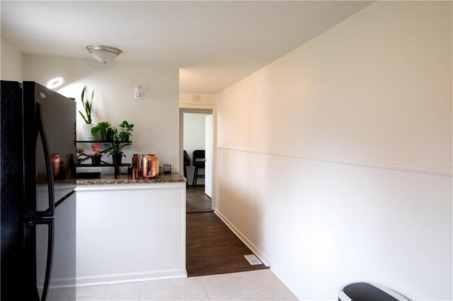 3805 Laurel Avenue, Kansas City, MO 64133