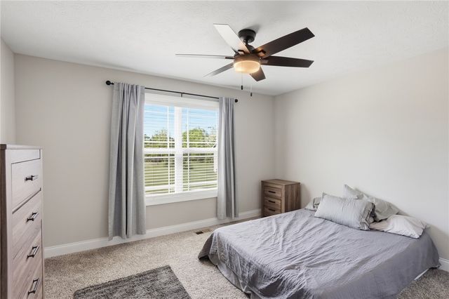 1815 E Lindsey Avenue, Miamisburg, OH 45342