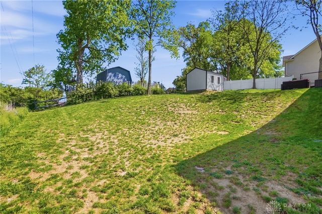 1815 E Lindsey Avenue, Miamisburg, OH 45342