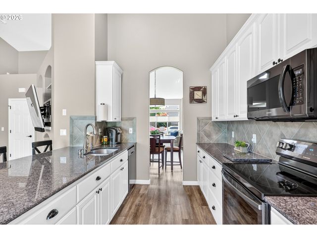 17735 Sw GALEWOOD Dr, Sherwood, OR 97140