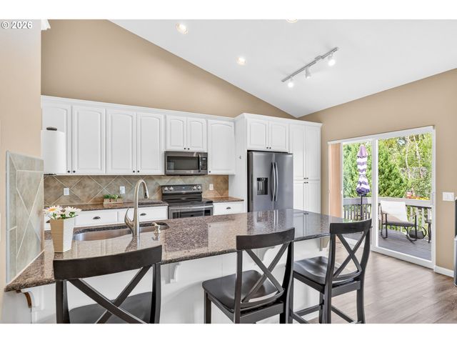 17735 Sw GALEWOOD Dr, Sherwood, OR 97140