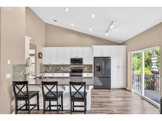 17735 Sw GALEWOOD Dr, Sherwood, OR 97140