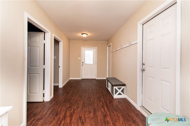 196 Oak Park One, Rockdale, TX 76567