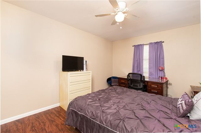 196 Oak Park One, Rockdale, TX 76567