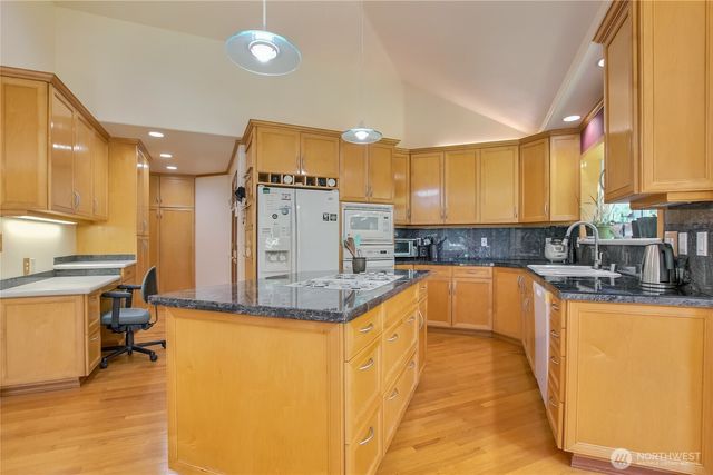 116 143rd Street SW, Lynnwood, WA 98087