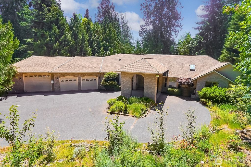 116 143rd Street SW, Lynnwood, WA 98087