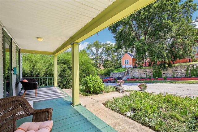2920 Holly Street, Kansas City, MO 64108