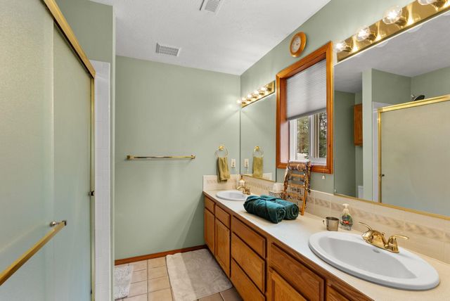 3520 E TRACEY Ct, Spokane, WA 99223