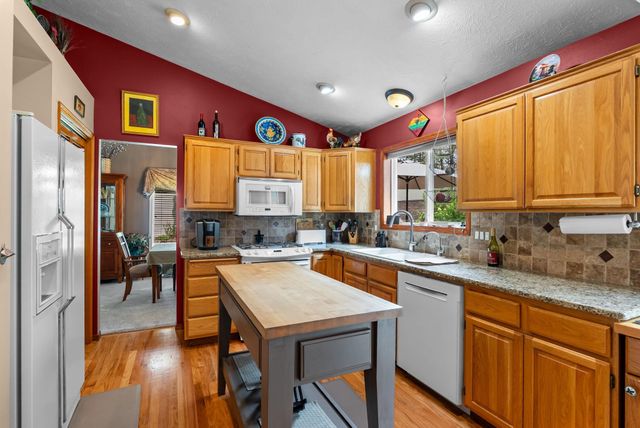 3520 E TRACEY Ct, Spokane, WA 99223