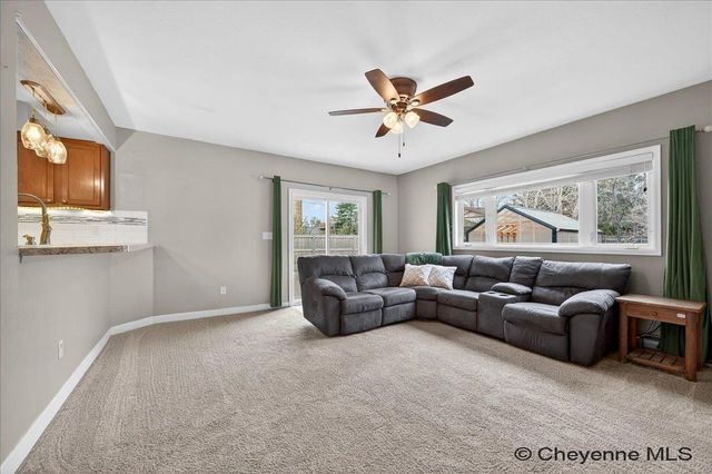 5210 WINDMILL RD, Cheyenne, WY 82009