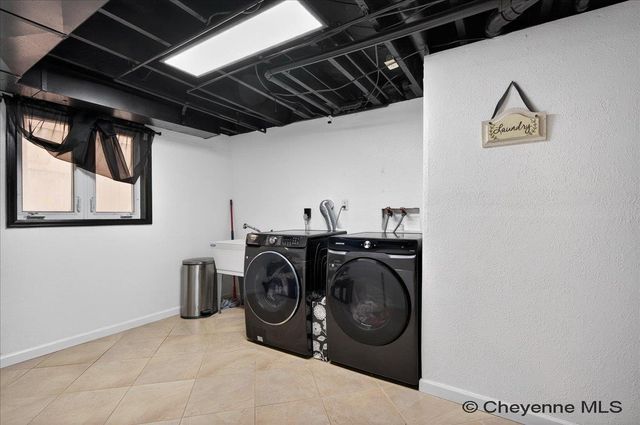 5210 WINDMILL RD, Cheyenne, WY 82009