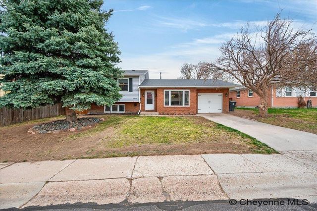 5210 WINDMILL RD, Cheyenne, WY 82009