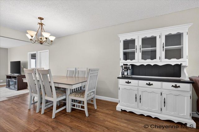 5210 WINDMILL RD, Cheyenne, WY 82009