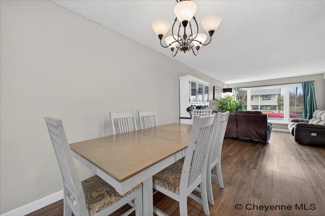 5210 WINDMILL RD, Cheyenne, WY 82009