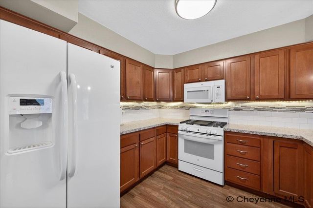 5210 WINDMILL RD, Cheyenne, WY 82009