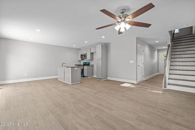 1100 W Massachusetts Avenue, Southern Pines, NC 28387