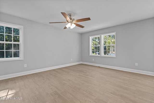 1100 W Massachusetts Avenue, Southern Pines, NC 28387