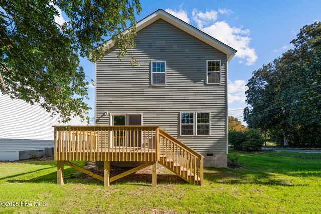 1100 W Massachusetts Avenue, Southern Pines, NC 28387