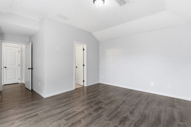 3137 Royal Crest Drive, Fort Worth, TX 76140