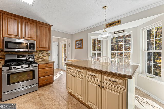190 Timber Ridge Drive, Mcdonough, GA 30252