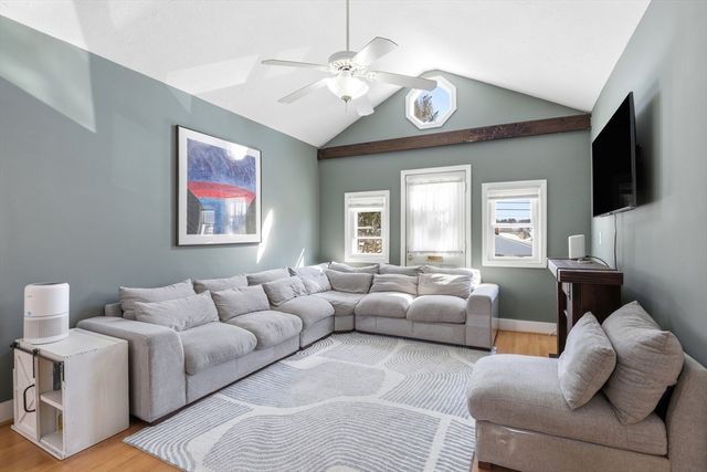 165 Lake Shore Dr, Weymouth, MA 02189