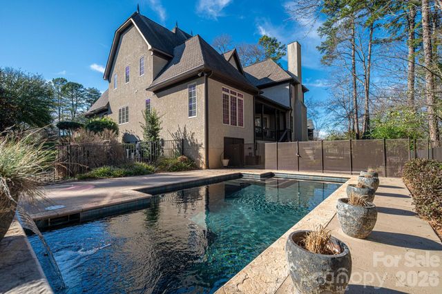 8000 Water View Drive, Belmont, NC 28012