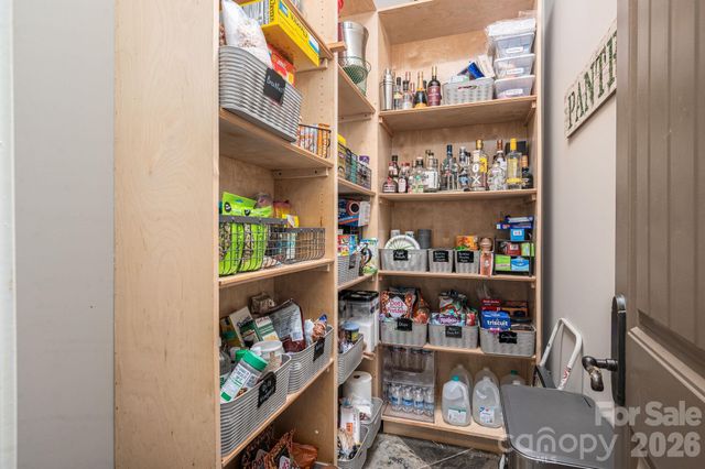 8000 Water View Drive, Belmont, NC 28012