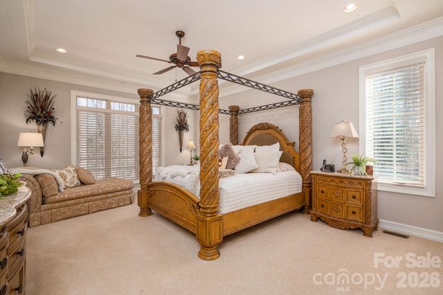 8000 Water View Drive, Belmont, NC 28012