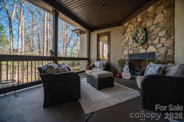 8000 Water View Drive, Belmont, NC 28012