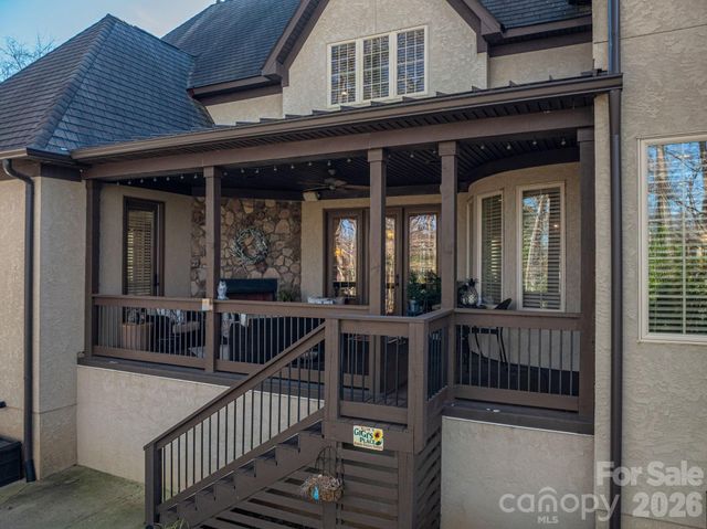 8000 Water View Drive, Belmont, NC 28012