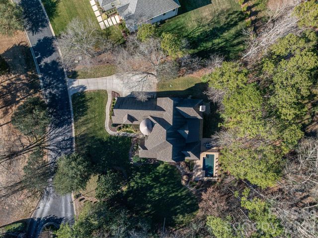 8000 Water View Drive, Belmont, NC 28012