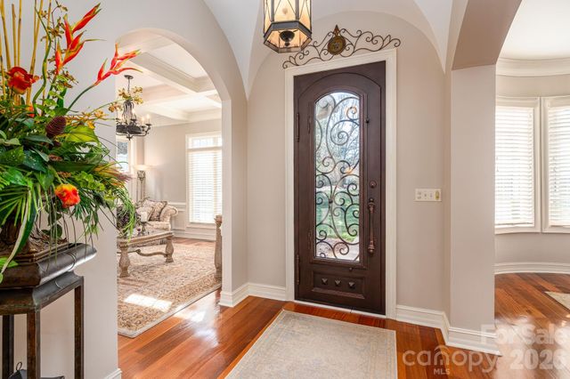 8000 Water View Drive, Belmont, NC 28012