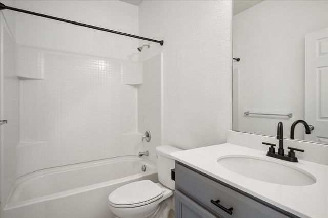2228 Simmental Road, Fort Worth, TX 76131