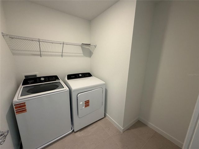 33424 BINDING TIES LANE, Wesley Chapel, FL 33545